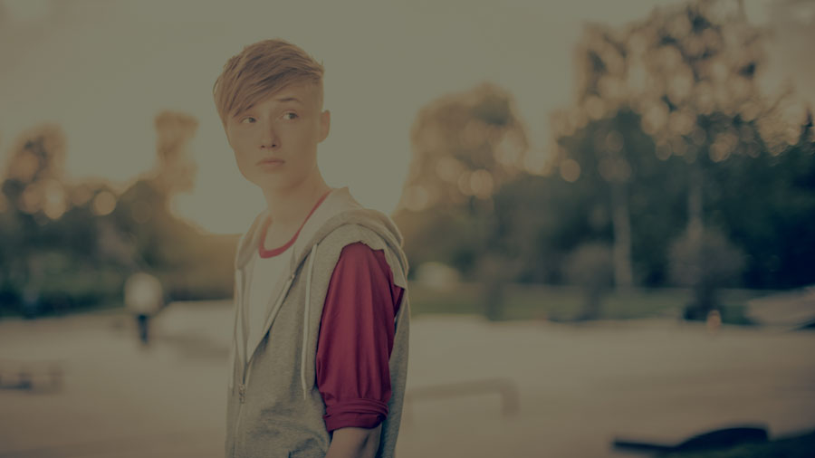 Pop Helsinki - Isac Elliot - kuvankäsittely