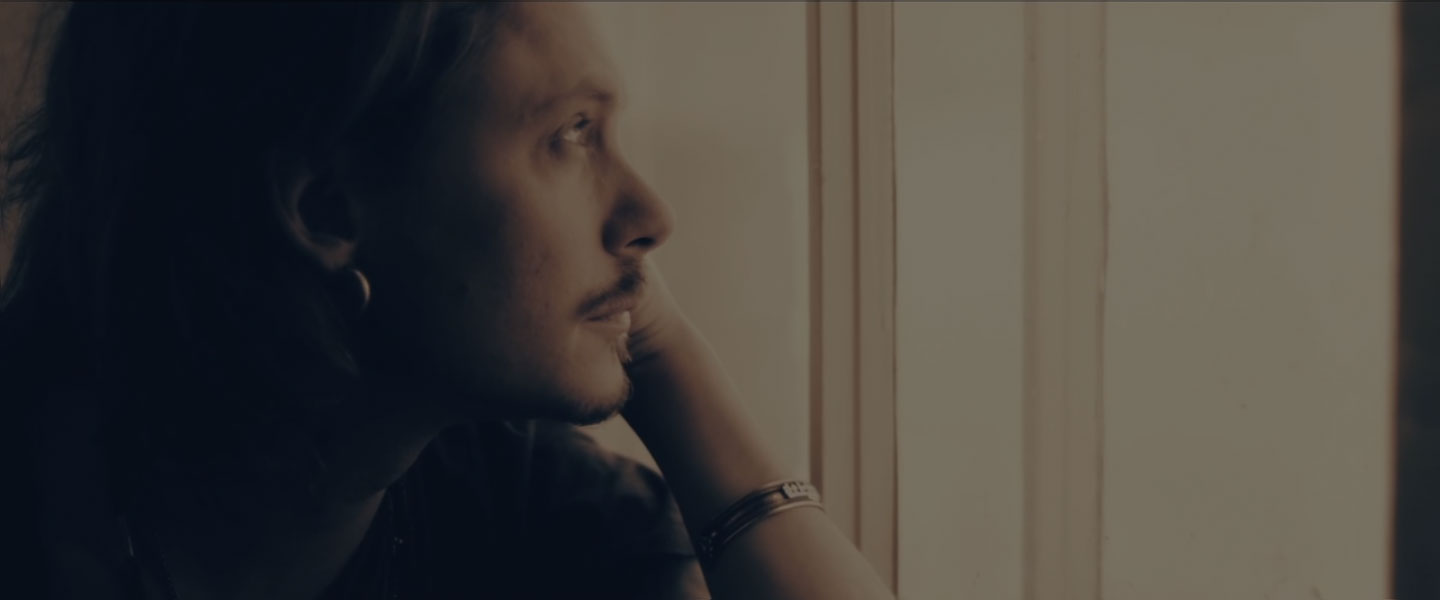 Pop Helsinki - Jonne Aaron - Taivas itkee hiljaa - musiikkivideo