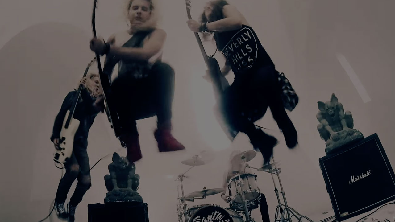 Pop Helsinki - Santa Cruz - My Remedy - musiikkivideo